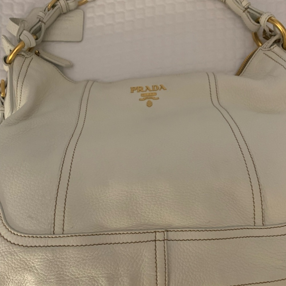 PRADA WHITE HOBO BAG BR3574